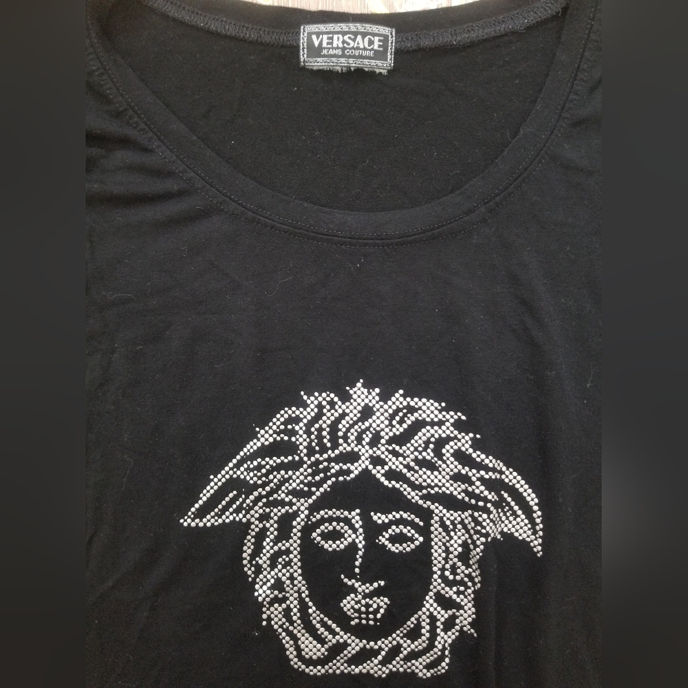 Versace Vintage logo shirt! - Picture 5 of 6